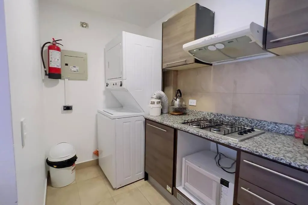 كويتو Departamento De Lujo 2 Habitaciones Junto Al Hotel Sheraton Con Piscina Y Gym 0*,  الإكوادور